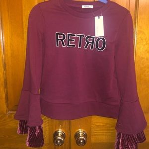 NEWear Small Sweatshirt